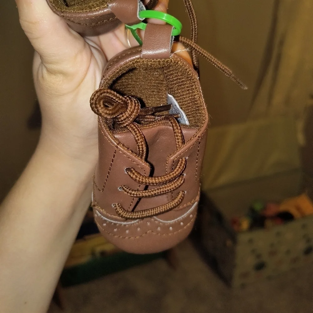 Adorable Fashion Cute Brown Kids Shoes with Laces Baby Size 3 NEW WITHOUT TAGS